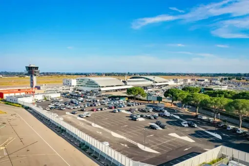 Chauffeur VTC aéroport Bastia Ile Rousse, Bastia, Société VTC 2B